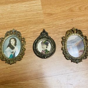 New *HTF* VINTAGE ⭐️ 3 Piece Hanging Framed Art Decor Set